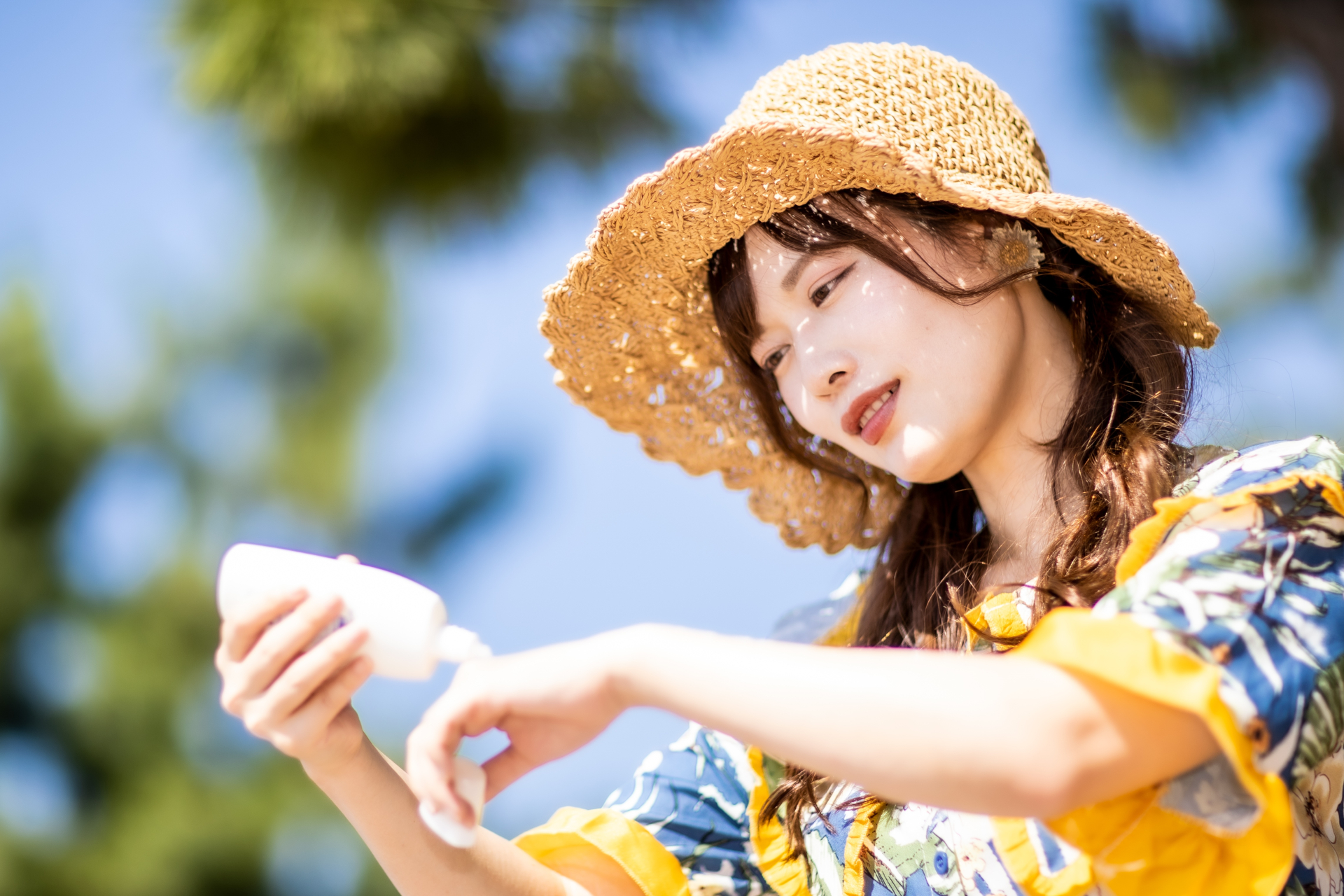 日焼け止めの正しい落とし方｜石鹸だけでOK？ウォータープルーフ・体・敏感肌別に徹底解説
